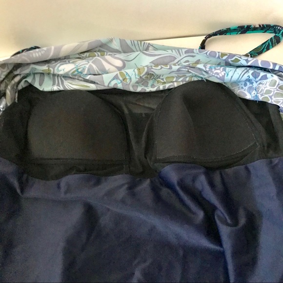 Silhouette Solutions  Suit With Tankini Look Size 14 - Picture 5 of 9